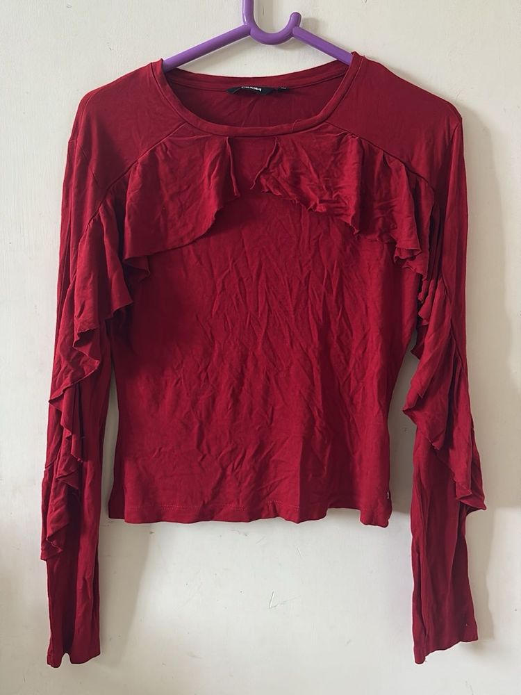Chic Red Ruffle Long Sleeve Top