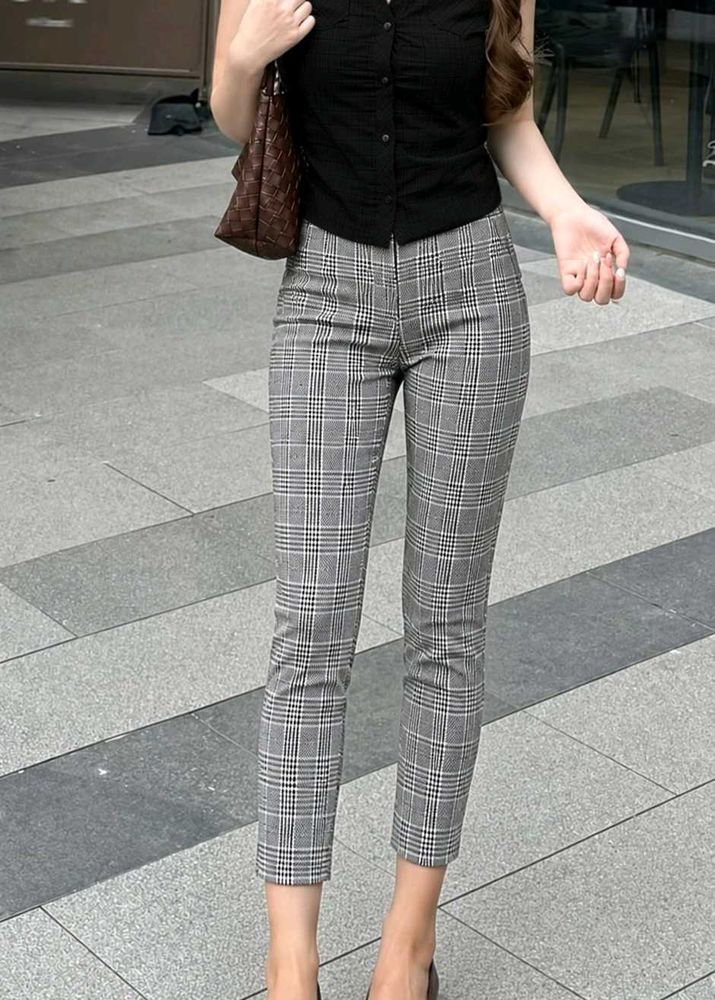 Plaid Zipper Detail Treggings