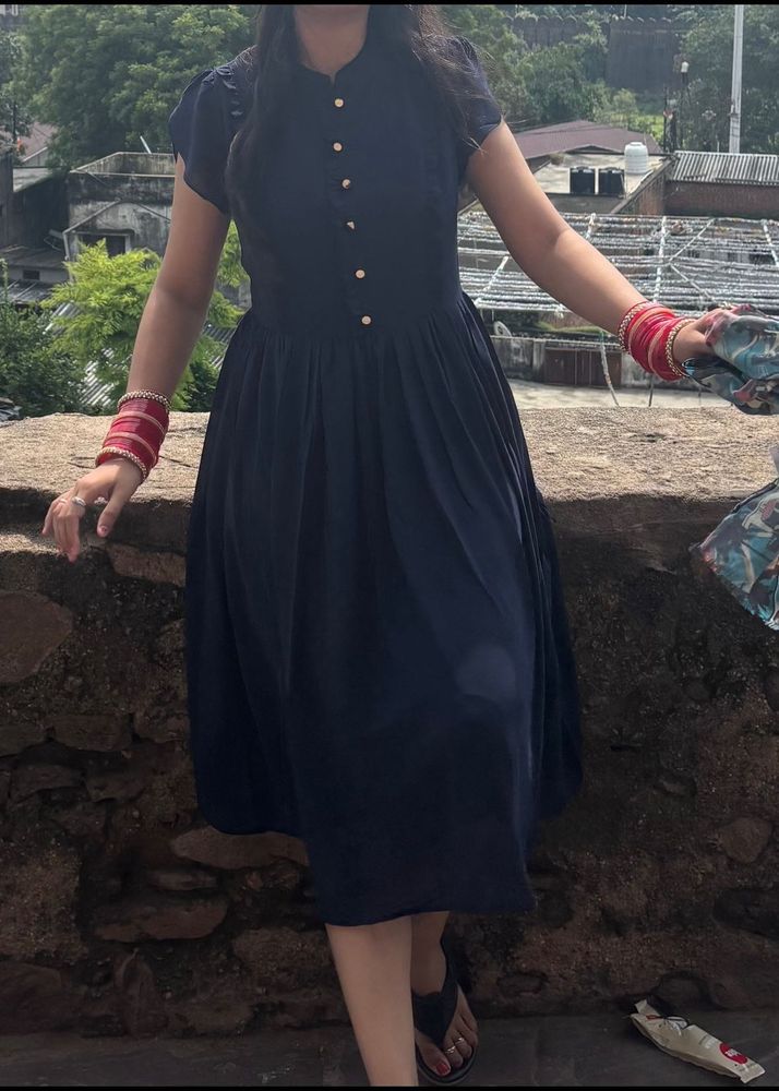 Chic Navy Blue dress 👗