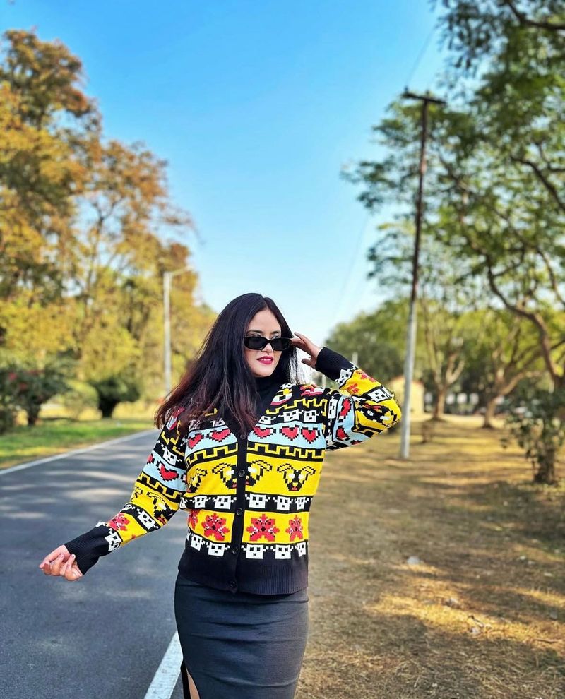Vibrant Geometric Knit Cardigan
