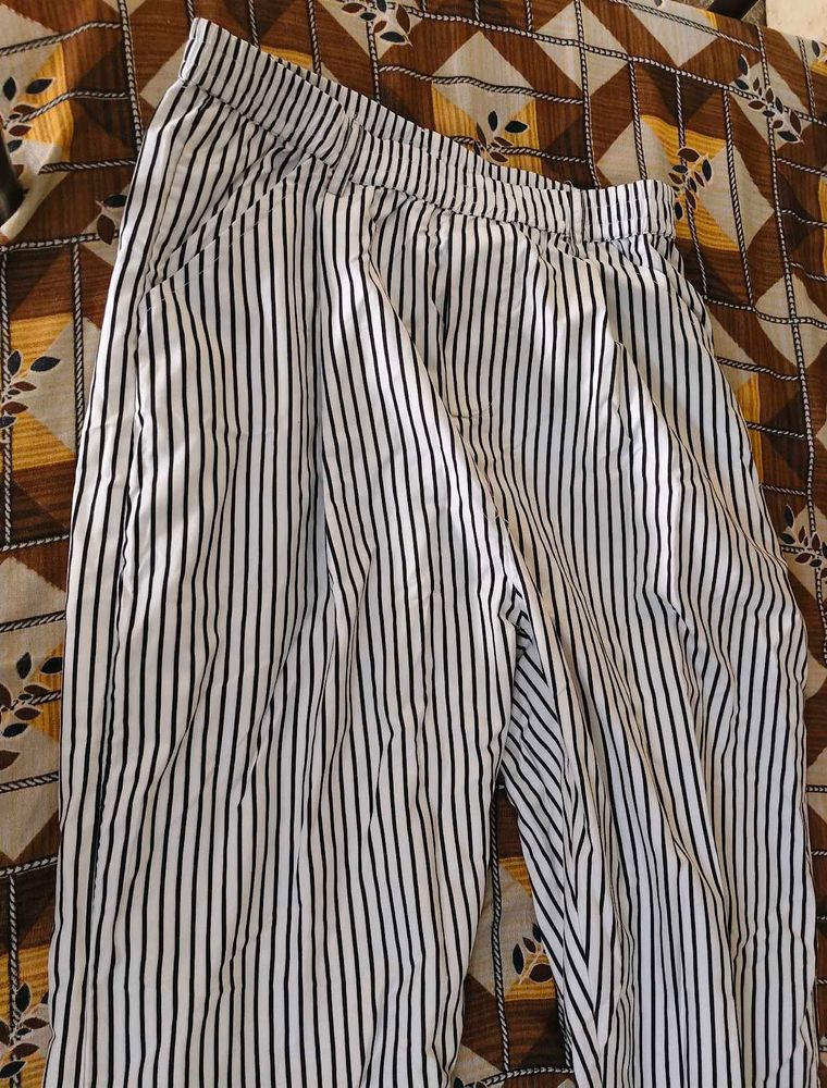 Striped High-Waisted Pant For men and women