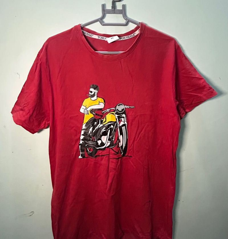 Men's Red Graphic T-Shirt