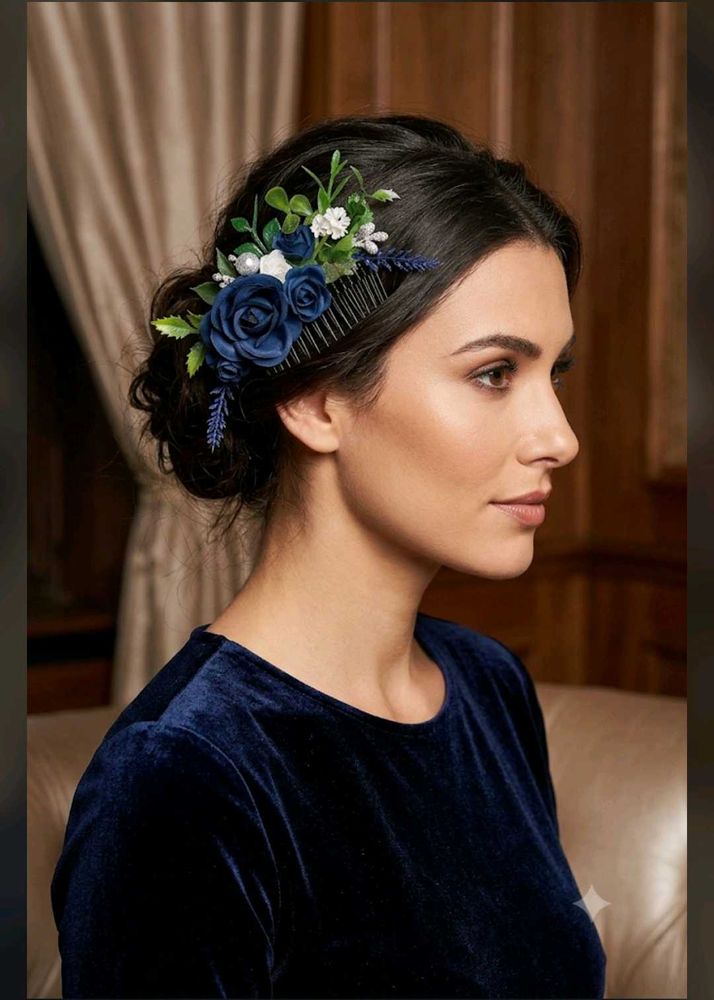 Elegant Floral Hair Comb