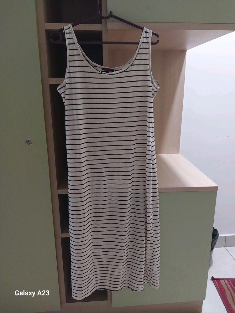 Ginger Women Striped Bodycon Dress