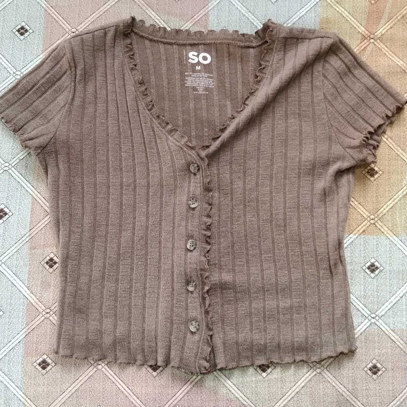 SO "Ribbed Button-Up Ruffle Crop Top"