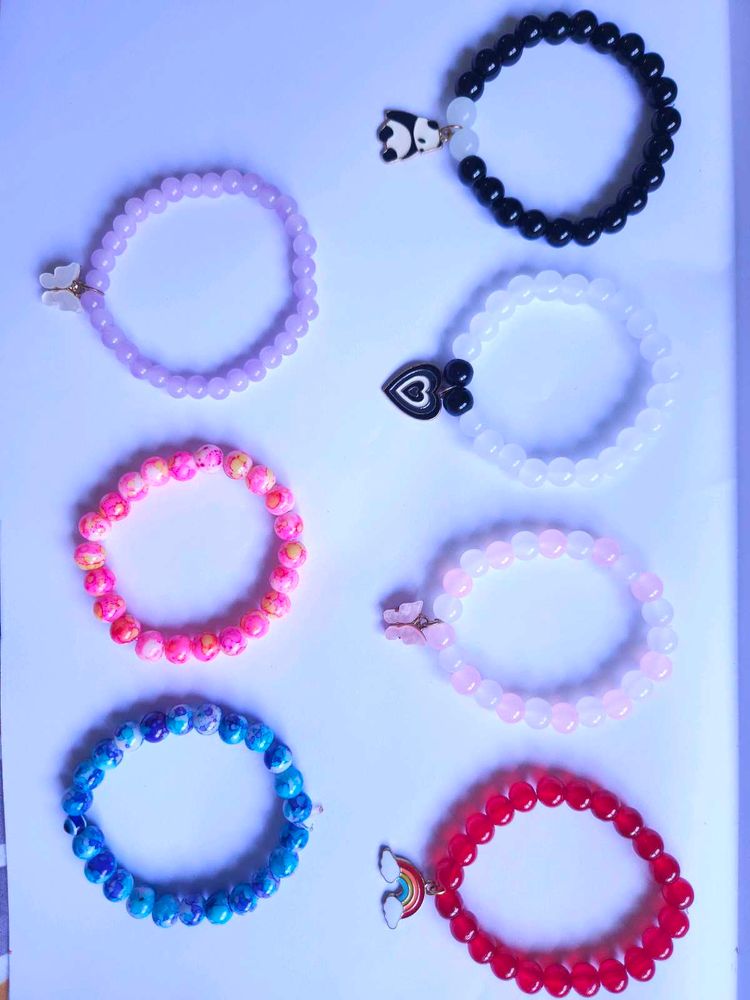 Multicoloured Bracelets Combo✨️🎀