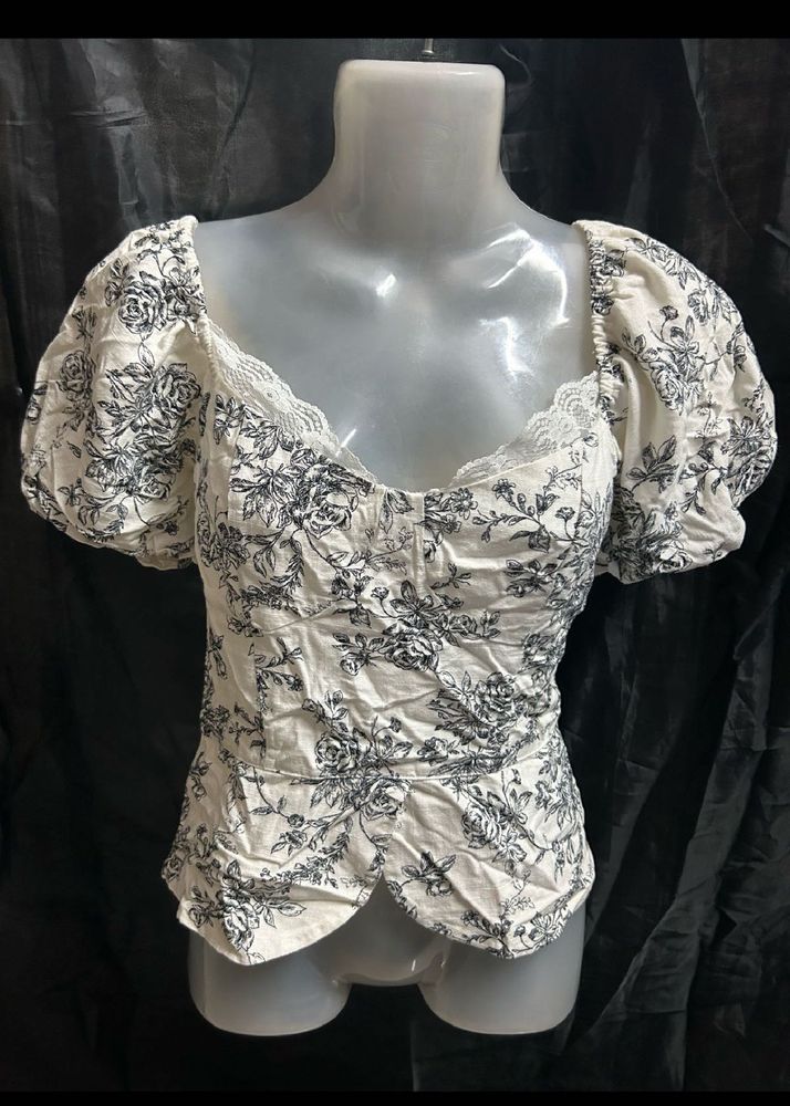 Floral Print Puff Sleeve Top