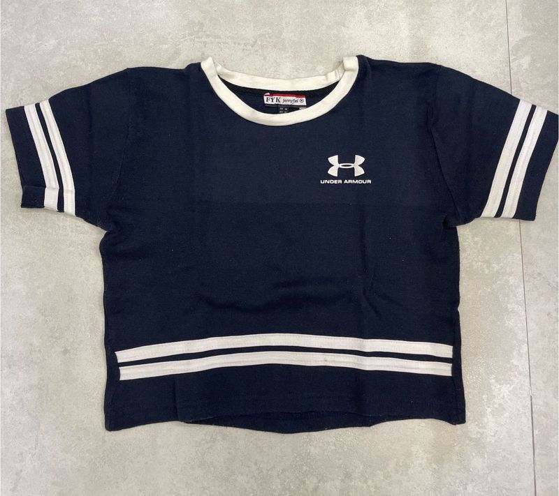 Under Armour Navy Striped Crop Top M size