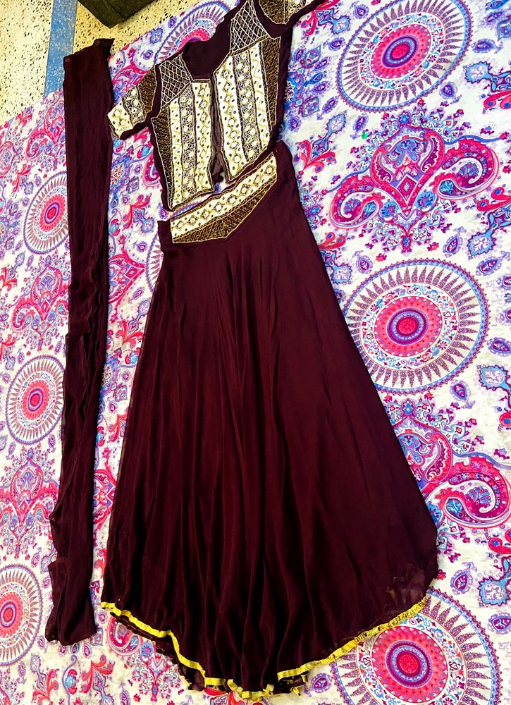 Lehenga Choli With Koti