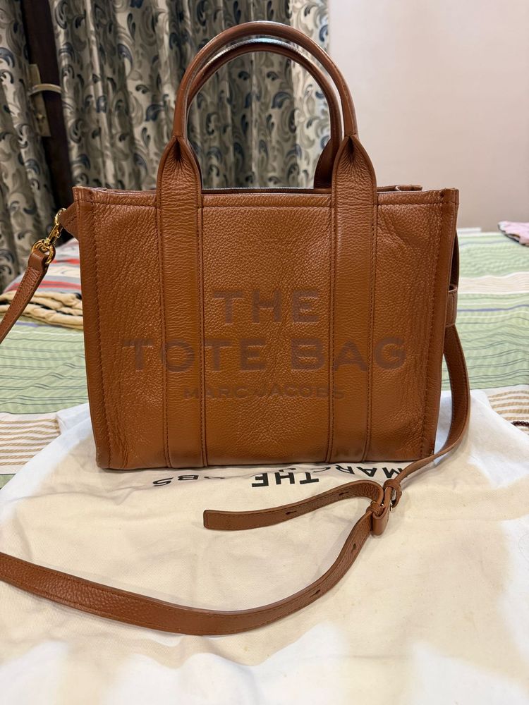 Authentic Marc Jacobs Leather The Medium Tote Bag