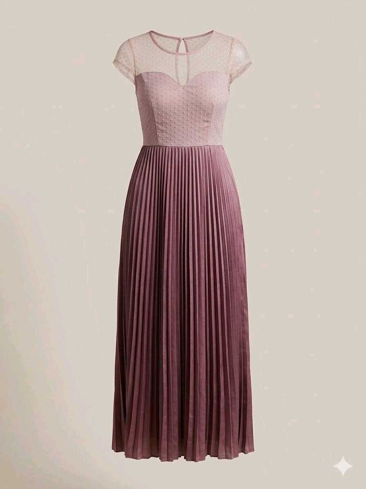 Elegant Pleated Maxi Dress