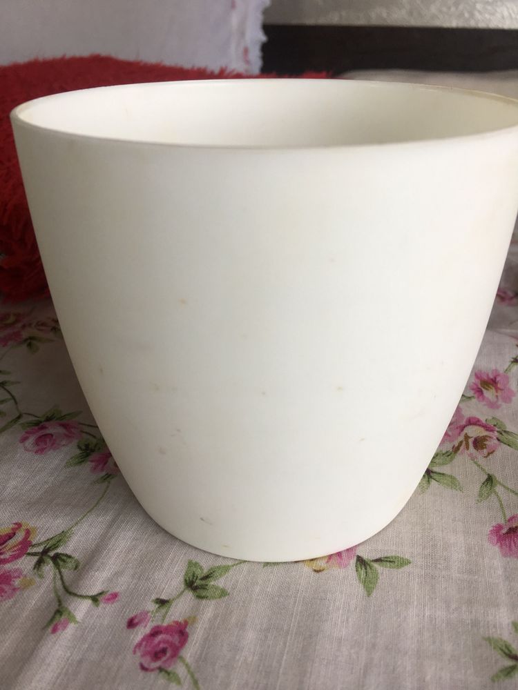 White  pot
