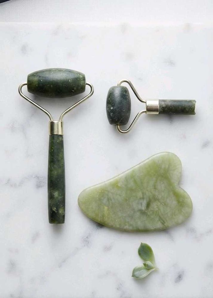 Jade Roller &amp; Gua Sha Set