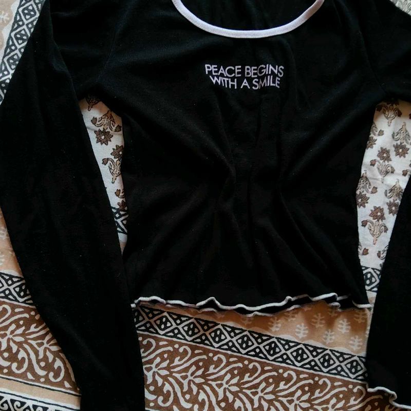 Black Cropped Top "Peace Begins With A Smile"
