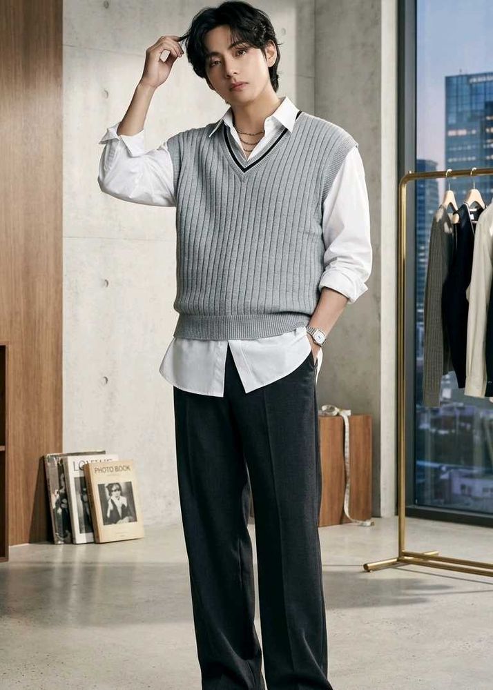 Men's V-Neck Knit Vest