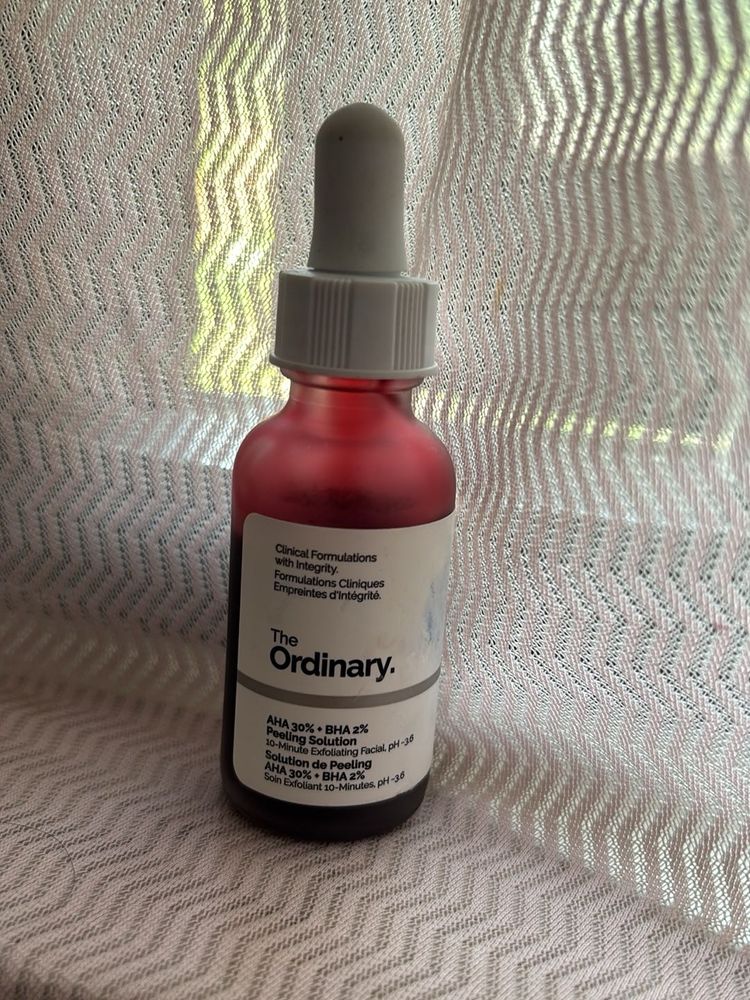 The Ordinary AHA 30% + BHA 2% Peeling Solution