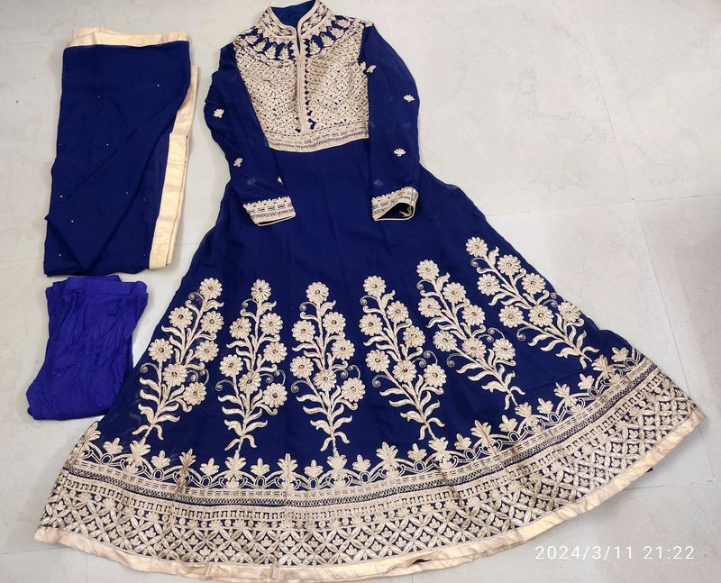 Heavy Wedding Gown