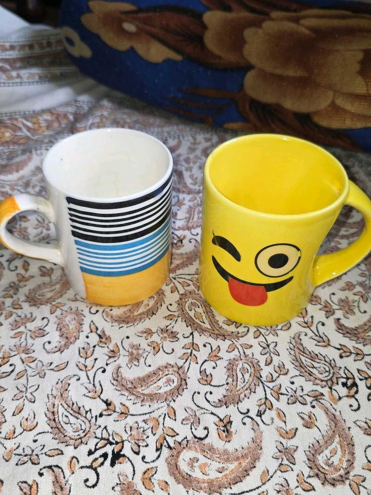 Fun Emoji &amp; Striped Mugs Set