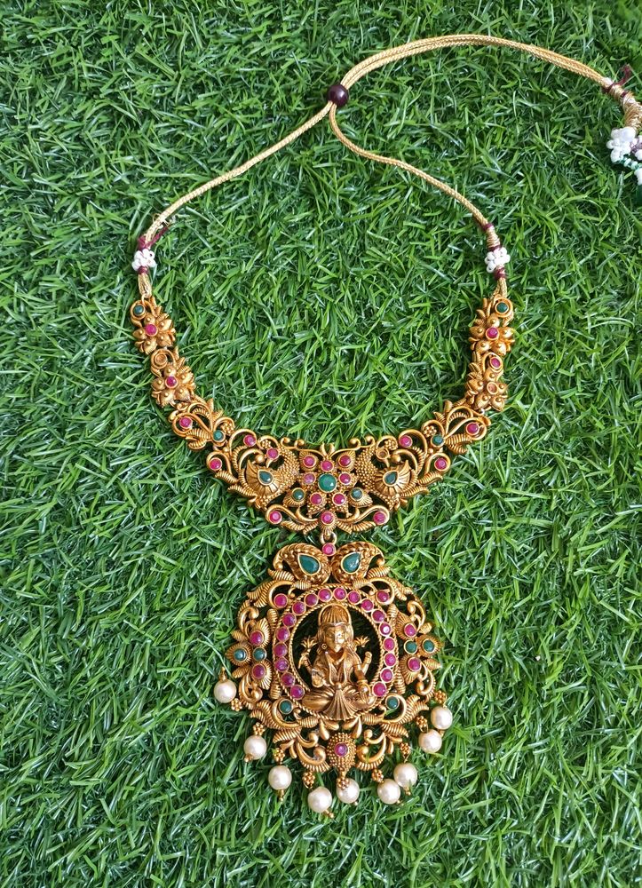 Elegant Matte Finish Laxmi Pendent Jewellary