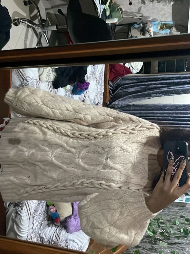 rory gilmore cable knit sweater