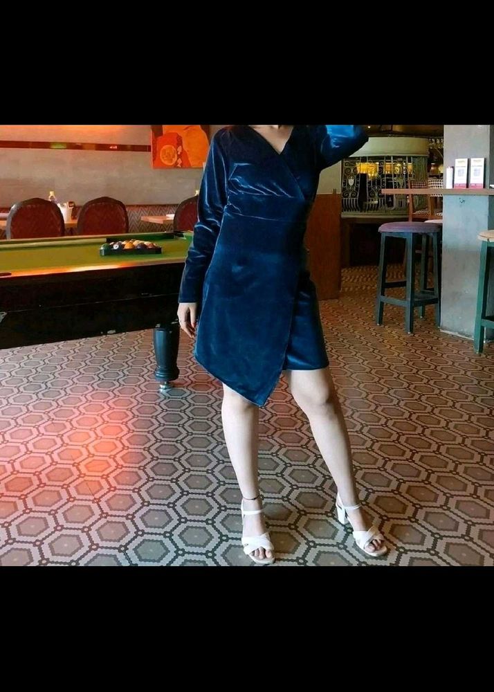 Elegant Teal Velvet Wrap Dress