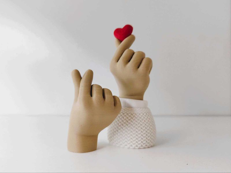 Finger Heart | Valentine's Day Gift
