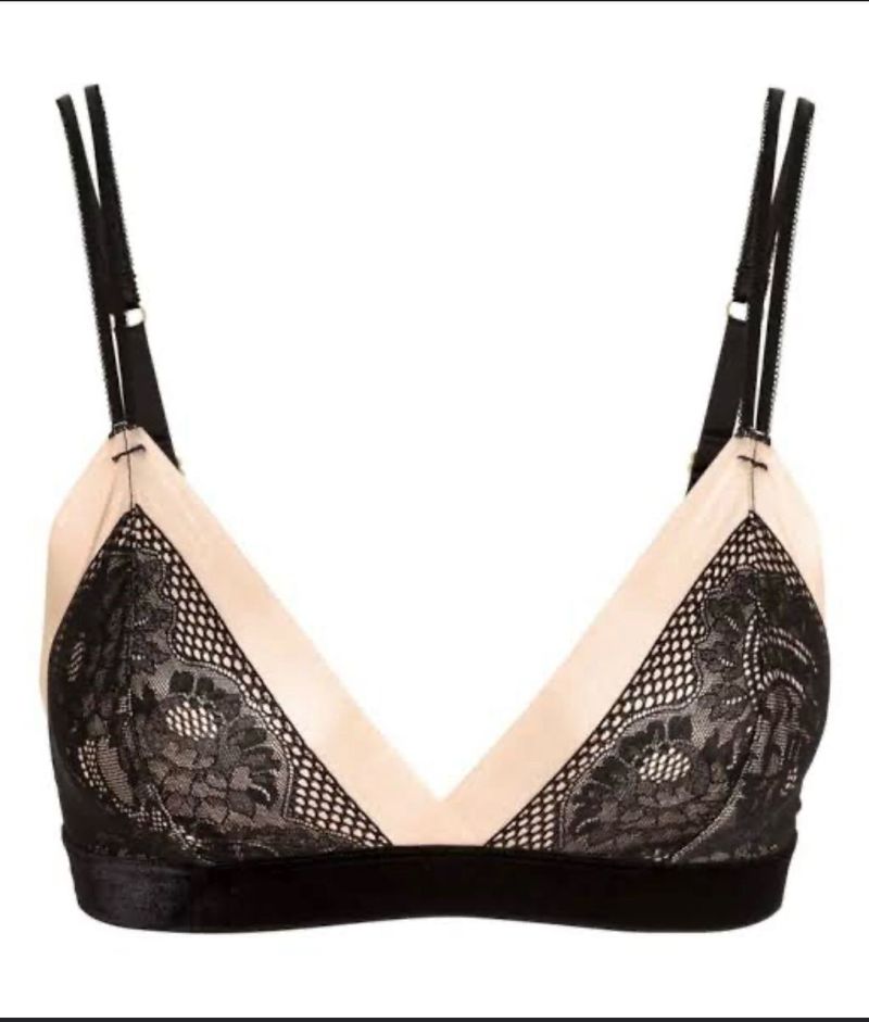 H&amp;M Elegant Lace Trimmed Bra