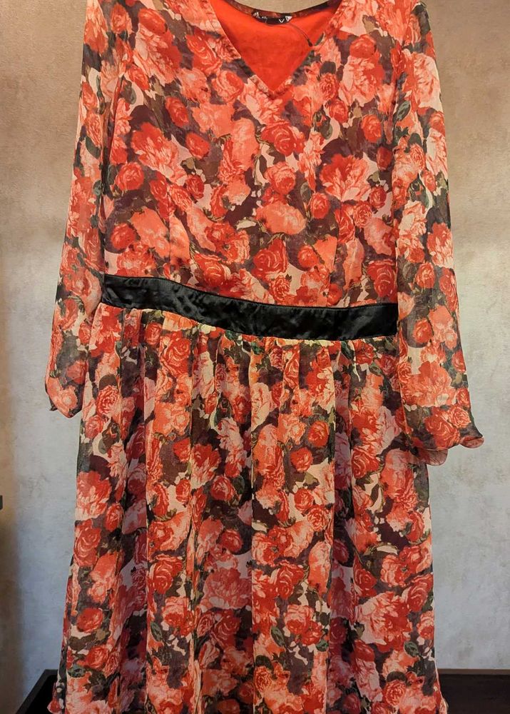 Besiva Floral Print Dress (S)
