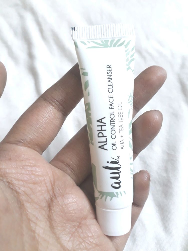 Auli Alpha Oil Control face Cleanser