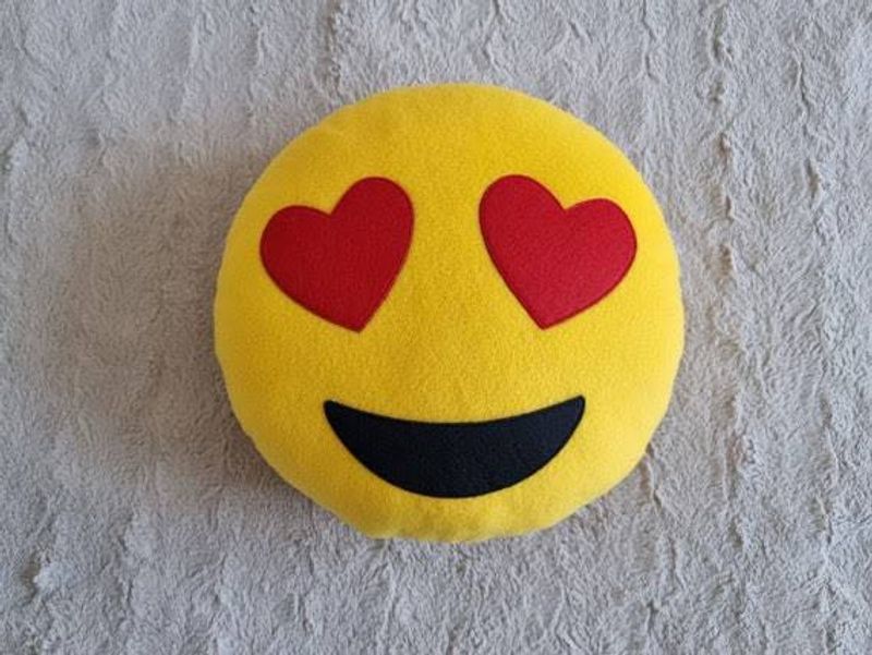 Cute Emoji Heart Eyes Throw Pillow