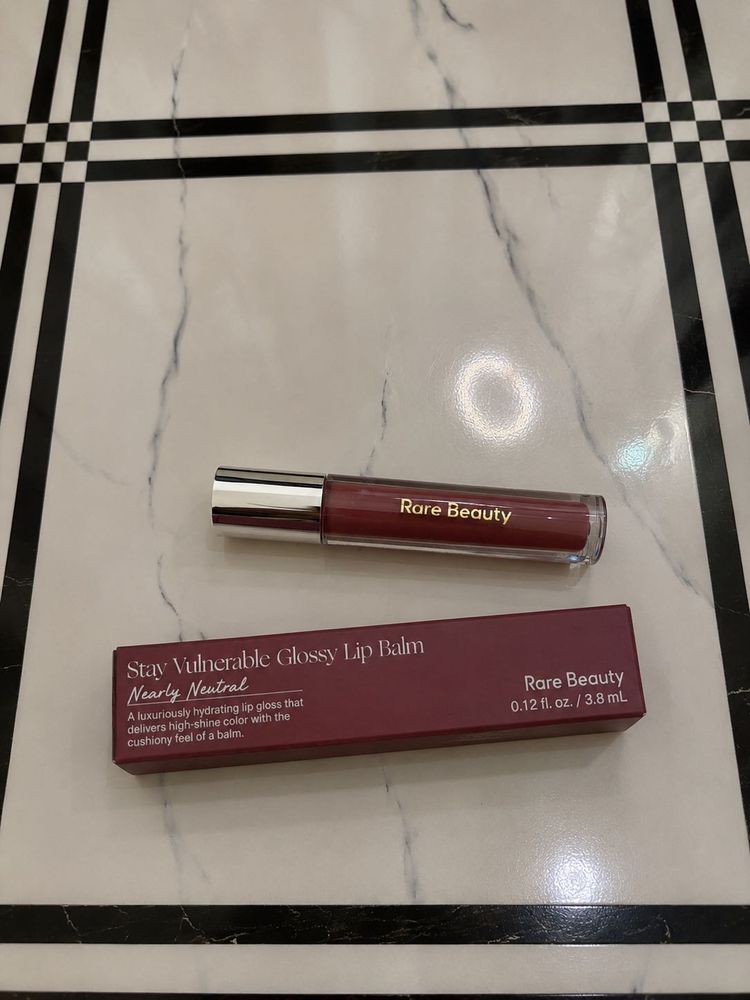 Rare Beauty Glossy Lip Balm