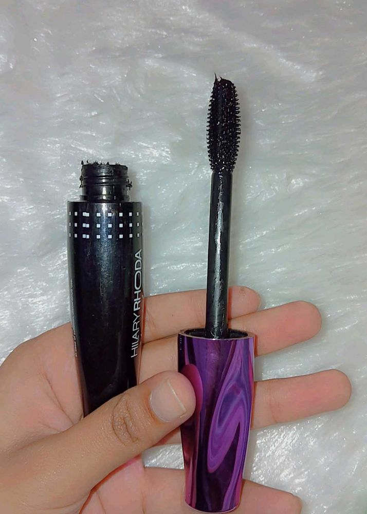 Hilary Rhoda Mascara