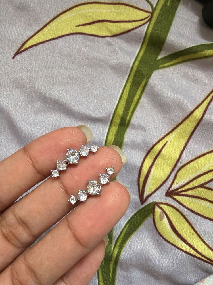 Sparkling Cluster Stud piercing steel Earrings