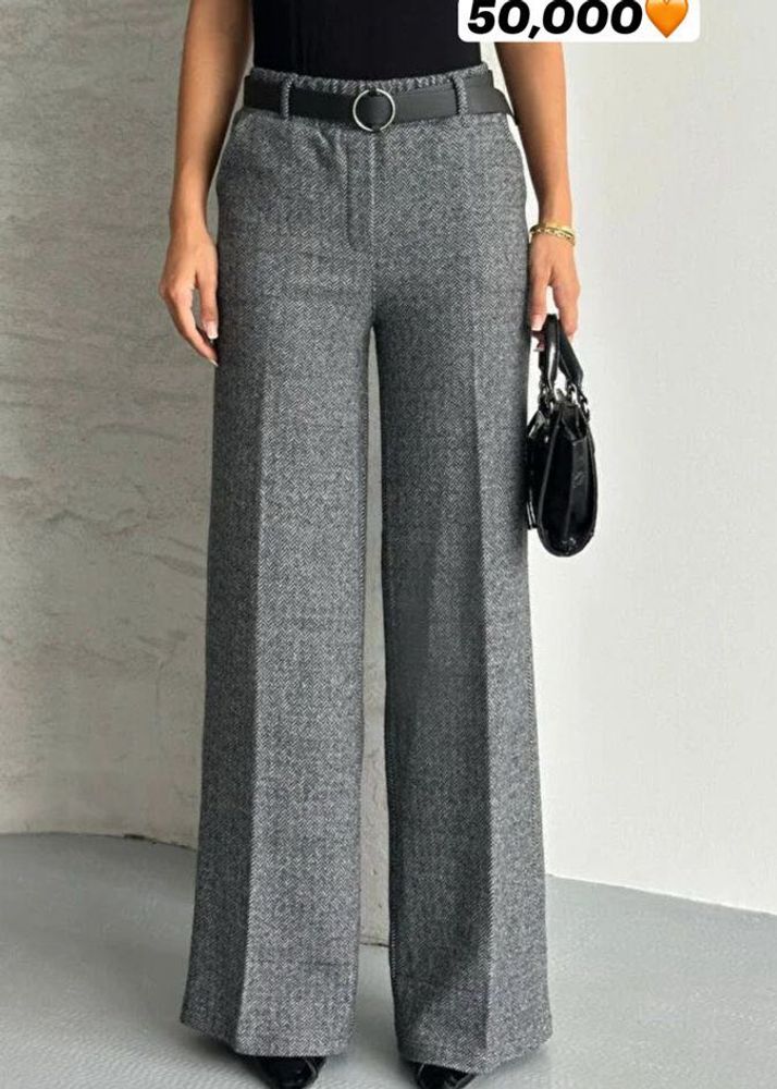 Only high waist Wide-Leg pants