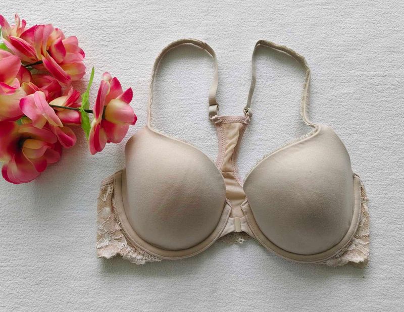 Victoria's secret : Beige Lace Trim inner