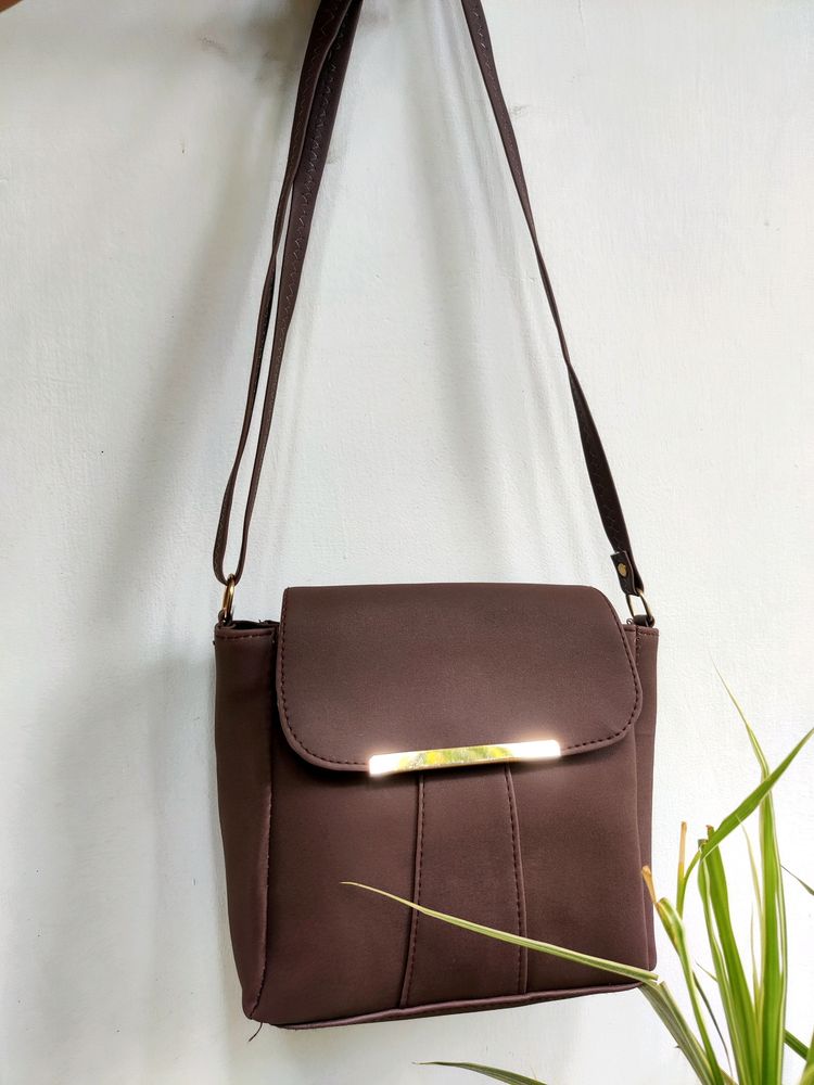 NEW MINIMALIST FLAP BAG