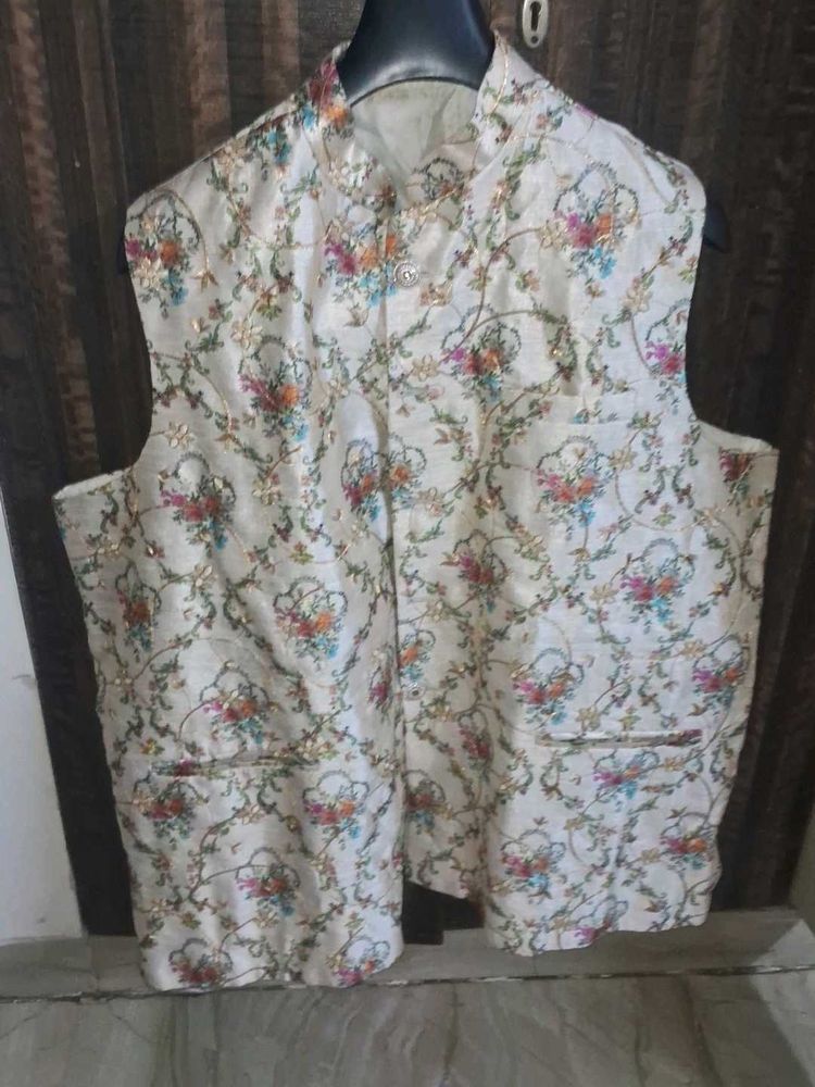 Floral Embroidered Waistcoat