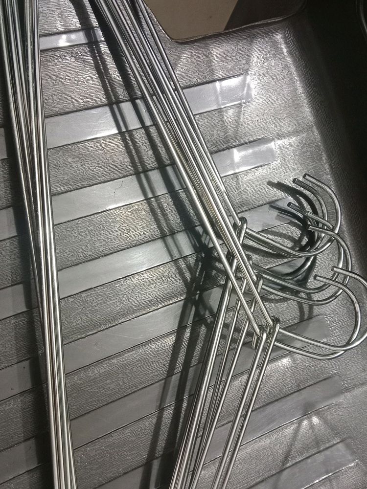 Hanger Set Of 6 Piece