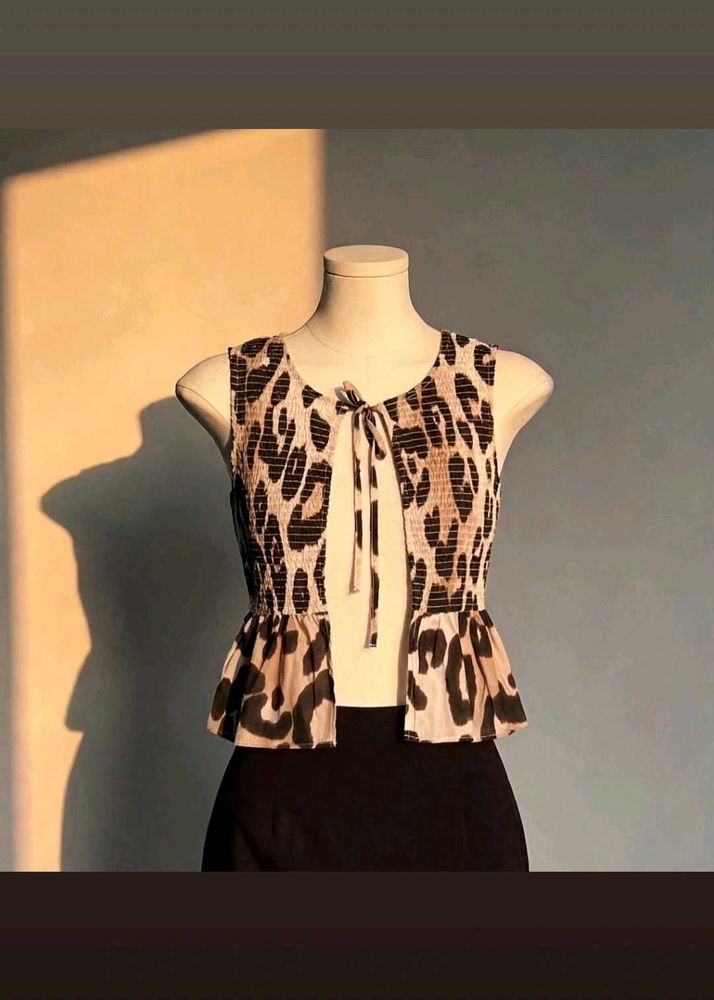 leopard print peplum top