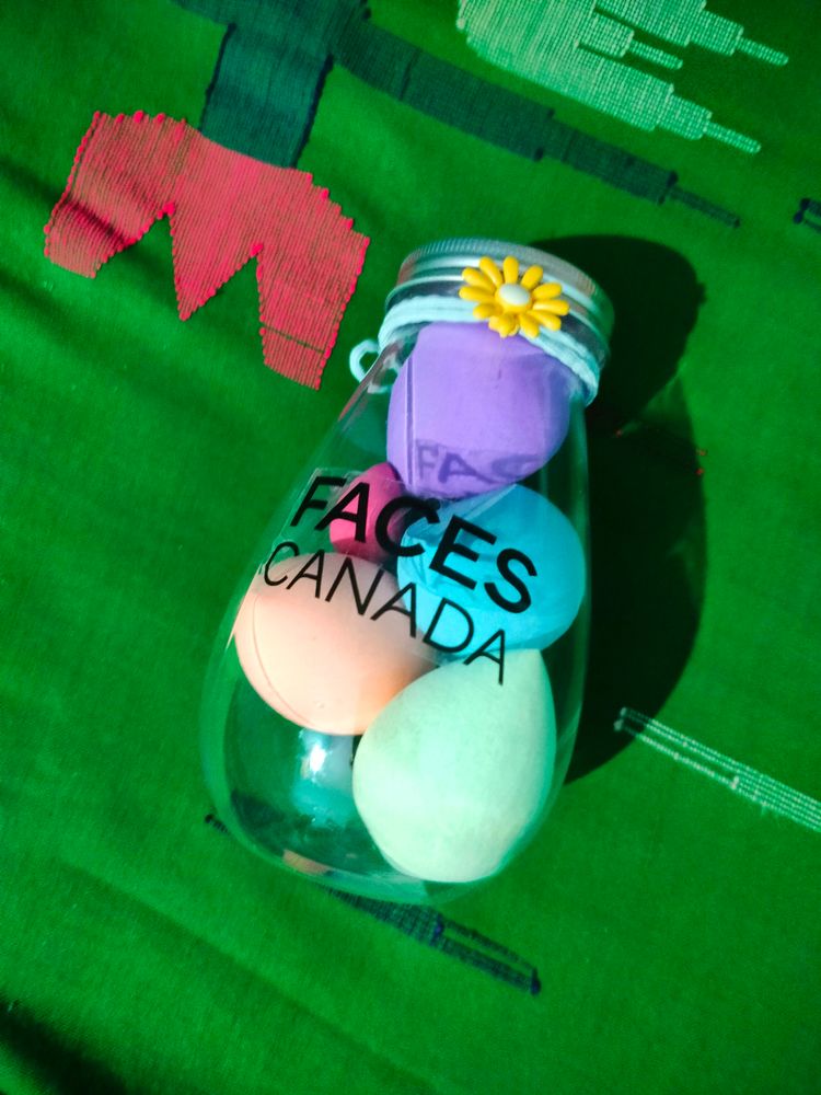 Faces Canada Beauty Blender