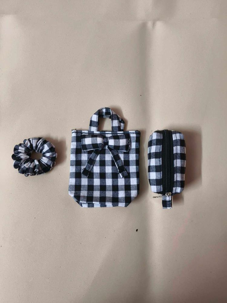 Gingham Scrunchie, Pouch &amp; Mini Bag Set