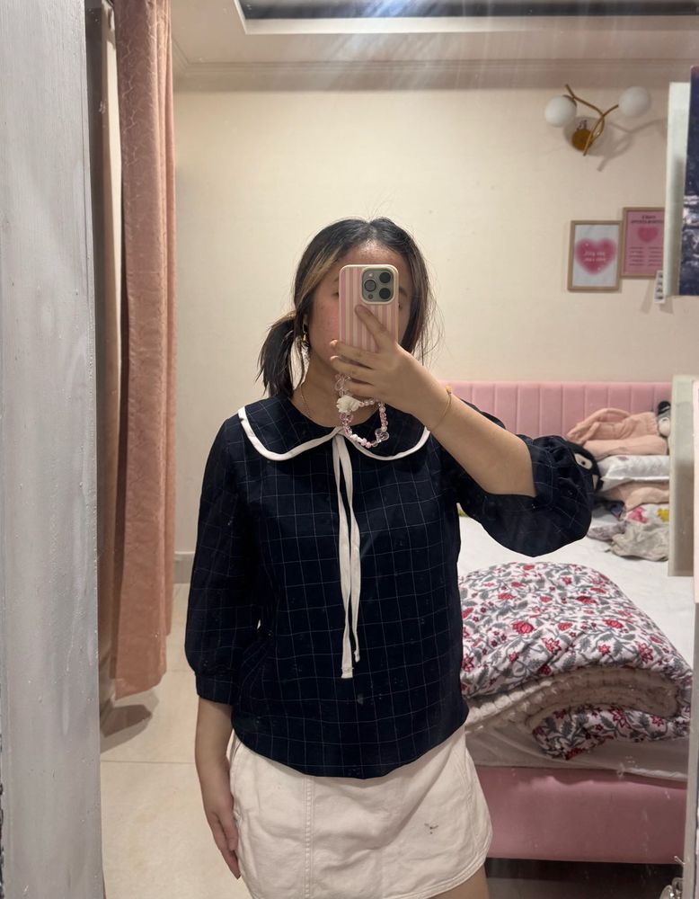 Peter Pan collar windowpane grid blouse.
