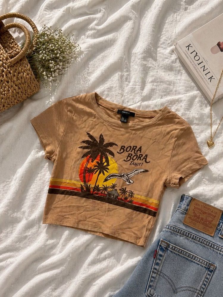 forever 21 crop top 🤎