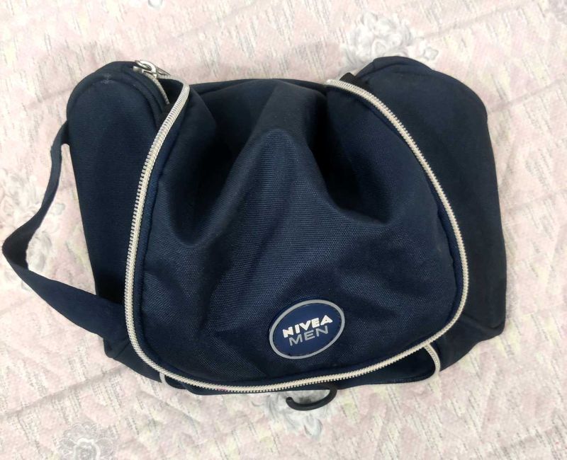 Nivea Men Toiletry Bag - Navy Blue 💙 😎