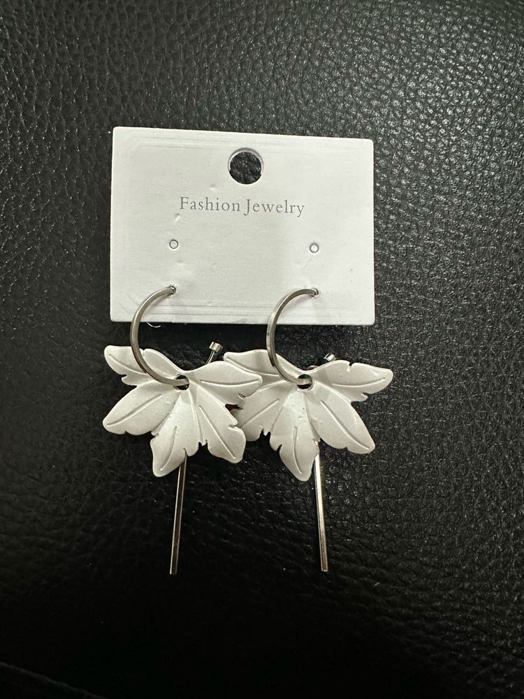 Leaf Drop Earrings