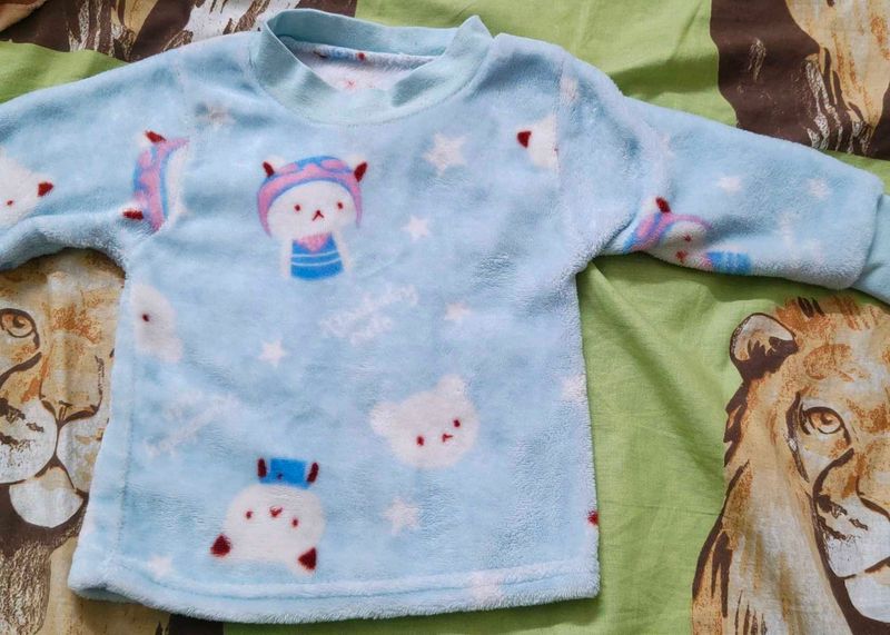 like new winter wear Cute Bear Print Baby Top