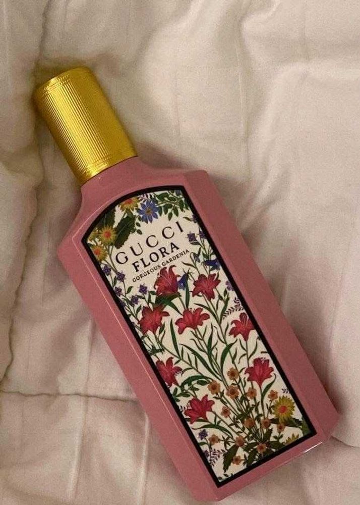 ⭕Gucci Flora 10ml bottle⭕