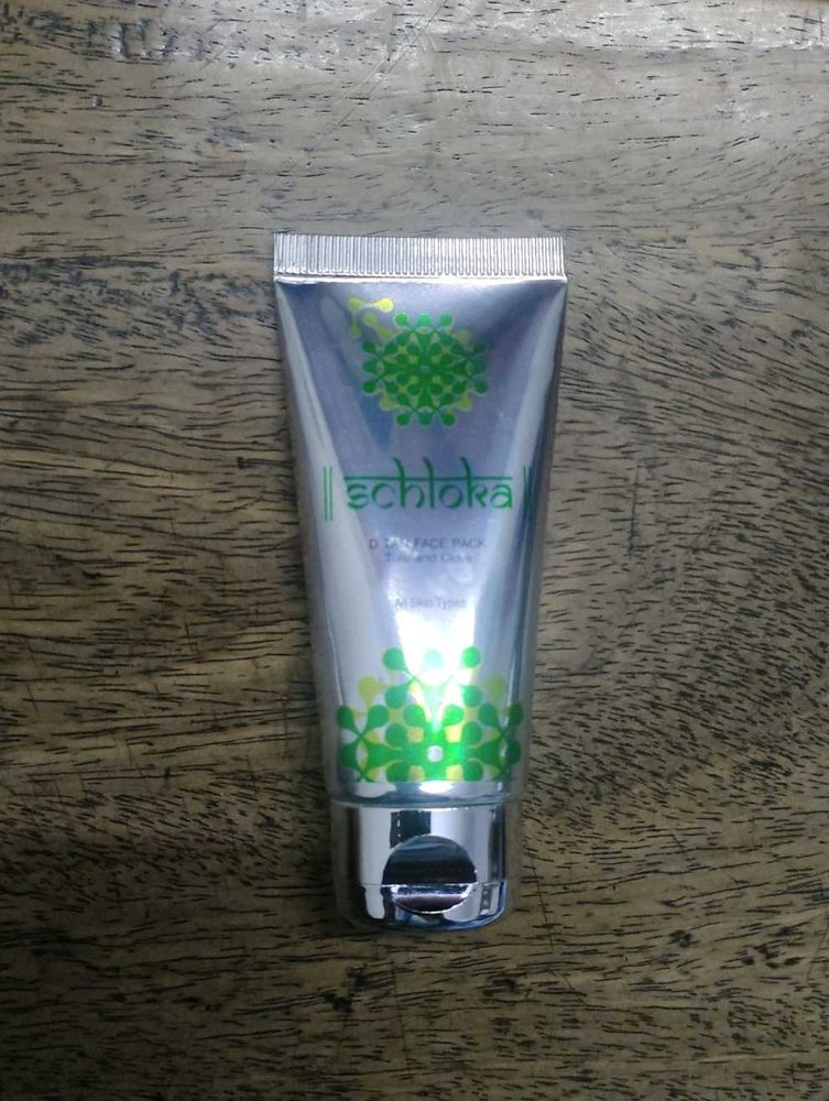 Schloka D-Tan Face Pack