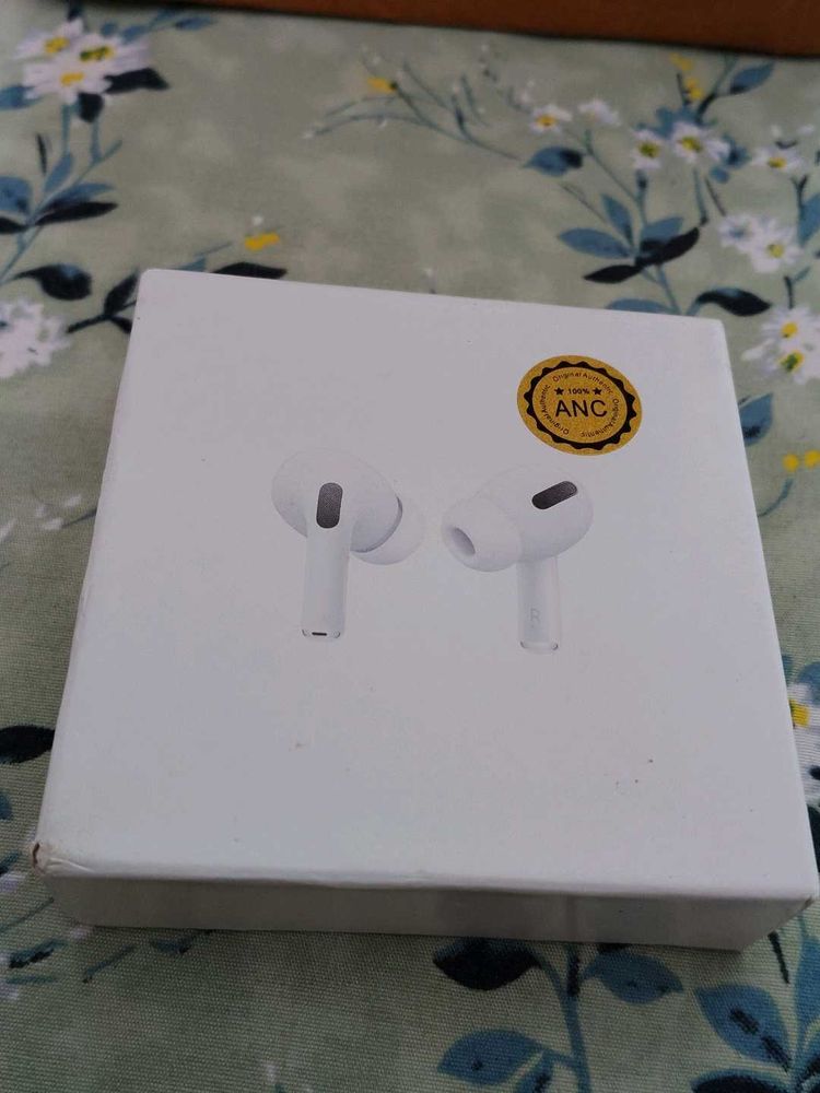 Apple AirPods Pro (New)