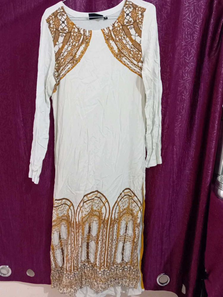 Elegant White Kurta with Gold Print